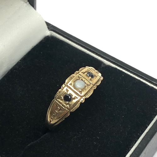 192 - 9ct gold victorian sapphire and opal set gypsy ring (1.8g)