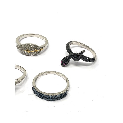 326 - 5 x .925 rings including diamond set and tggc (17g)