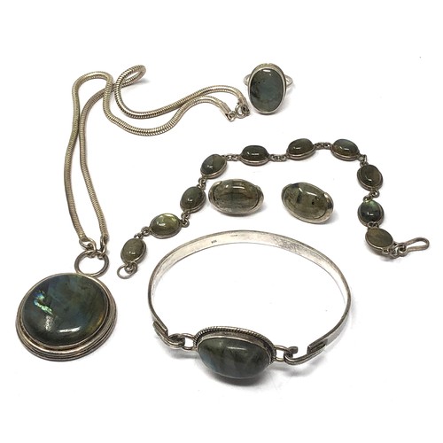 337 - 5 x .925 labradorite set jewellery including bangle and necklace (71g)