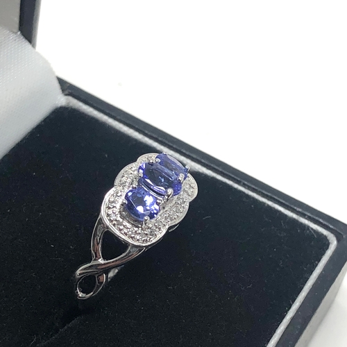 85 - 9ct white gold diamond & tanzanite ring weight 3g