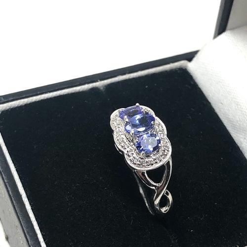 85 - 9ct white gold diamond & tanzanite ring weight 3g