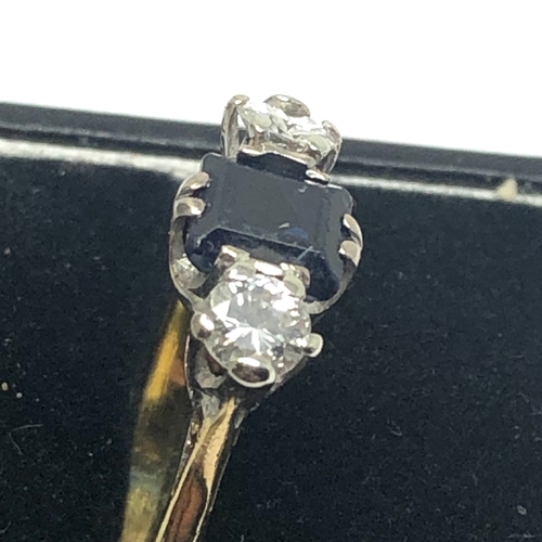 94 - Fine vintage 18ct gold diamond & sapphire ring weight 3.1g