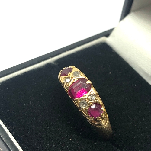 99 - Antique 18ct gold ruby and diamond ring weight 3.2g