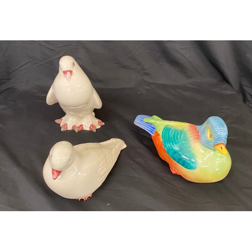 71 - Hollohaza Hungarian porcelain vintage 1950s large coloured Duck, Vintage Pair Casa Puop ceramic dove... 