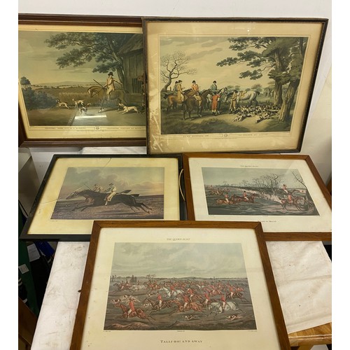 53 - Selection of vintage and later hunting scene prints largest measures approx 22 inches wide 17 inches... 
