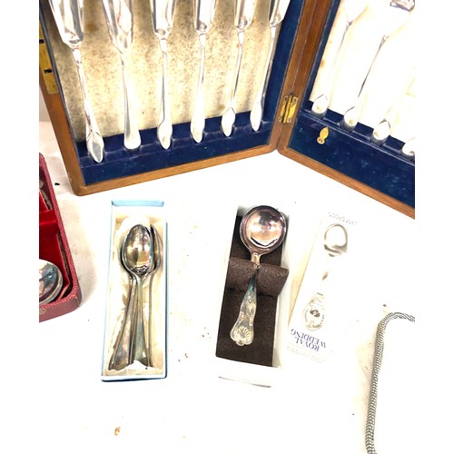 190 - Large selection of silver plated items includes picture frame, cased cutlery sets etc