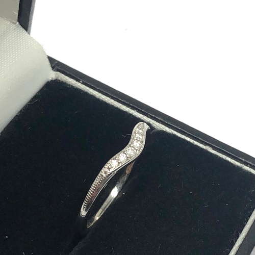 111 - 9ct white gold diamond ring weight 1.4g