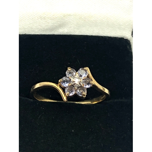 112 - 9ct gold tanzanite & diamond ring weight 1.7g