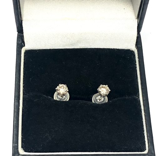 114 - Platinum diamond stud earrings 0.50 ct diamonds