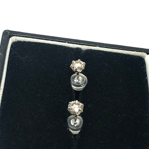 114 - Platinum diamond stud earrings 0.50 ct diamonds