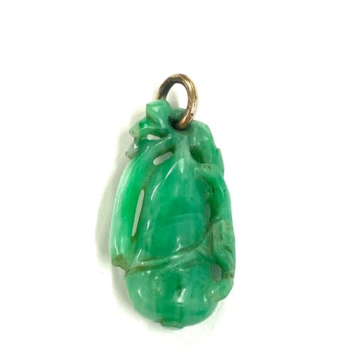 515 - Chinese carved green jade pendant