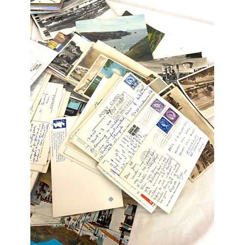 36 - Large selection of assorted vintage postcards