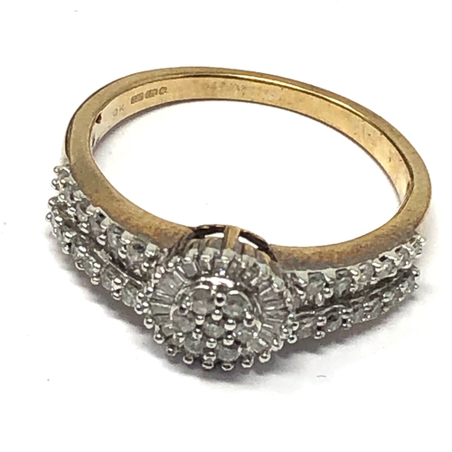 129 - Fine 9ct gold diamond ring est 0.60ct diamonds weight 3.4g