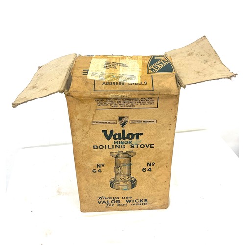 51 - Vintage boxed Valor minor boiling stove no 64