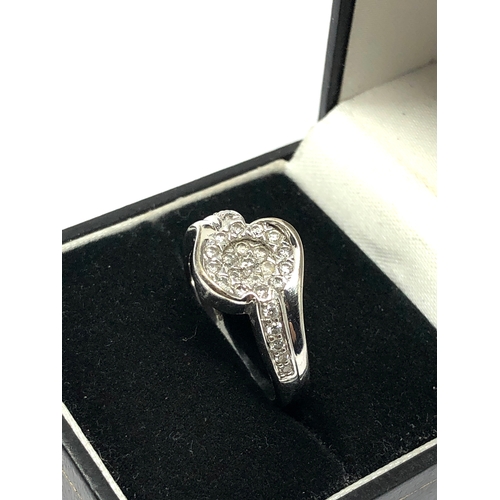 133 - Fine 9ct white gold diamond ring est 0.35ct diamonds weight 4.6g