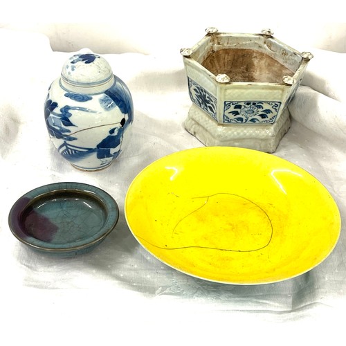 166 - 4 Pieces of Chinese pottery includes ginger jar, bowl etc