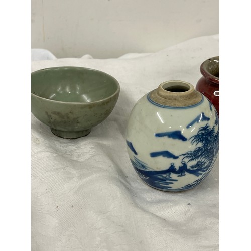 155 - Selection of assorted Chinese pottery includes vase etc