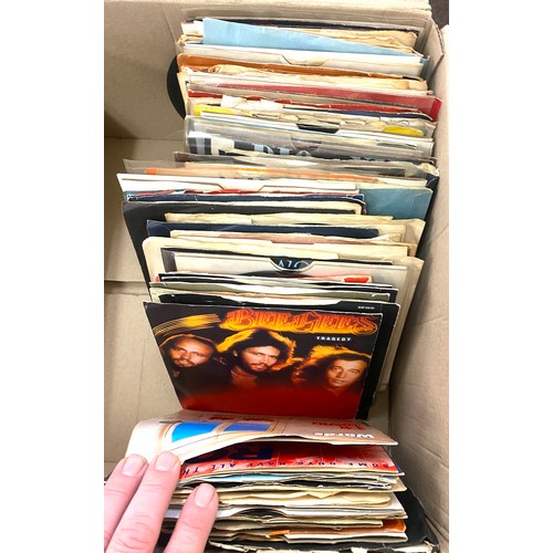 170 - Box of 60s-90s 45 records includes Cliff Richards, Stevie Richards etc