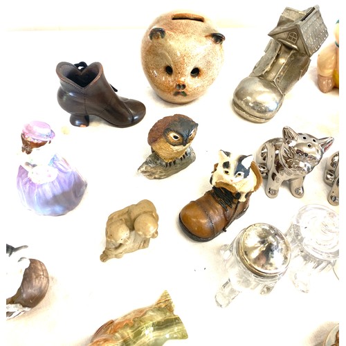 168 - Selection of collectable and novelty items to include salt and pepper pots, money boxes, small orien... 