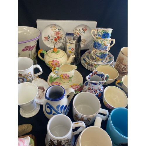 186 - Selection of vintage and later pottery includes Masons etc