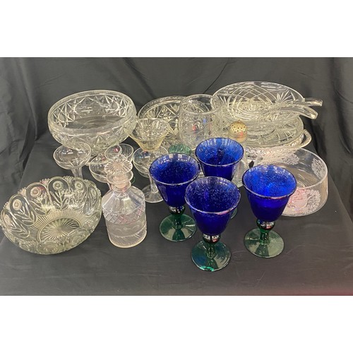 191 - Large selection of assorted glassware includes coloured glass etc