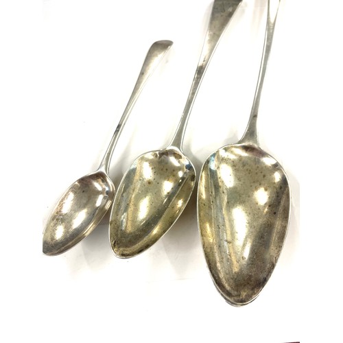 482 - 3, George III London silver spoons, approximate weight 188g