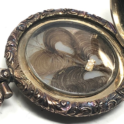 170 - 9ct gold antique mourning hairwork locket (18.4g)