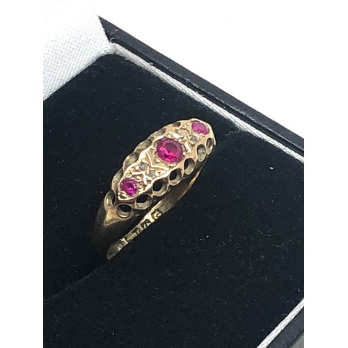 177 - 9ct gold vintage ruby & old cut diamond gypsy setting ring - hallmarked birmingham 1931 (1.2g)