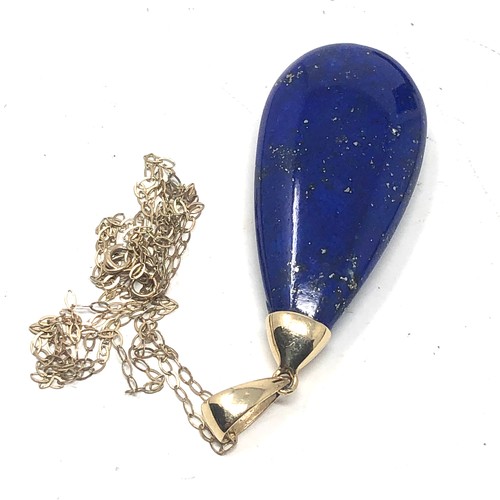 136 - 9ct gold lapis lazuli pendant necklace (10.2g)