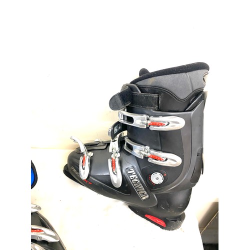 196 - Pair of Rival X7 Technika snow/ski boots