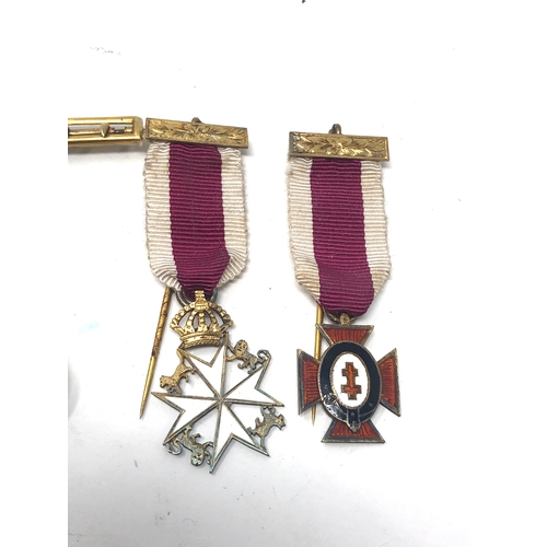 418 - Vintage masonic miniature jewels