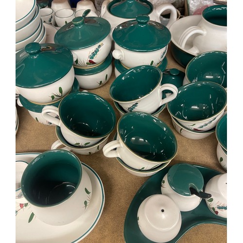 392 - Large selection of Denby Ware green wheat pottery to include part dinner and tea services approximat... 