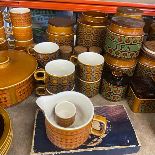 389 - Large selection of retro Hornsea pottery Bronte and Saffron etc