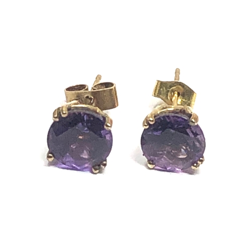 70 - 9ct gold amethyst earrings weight 2.2g