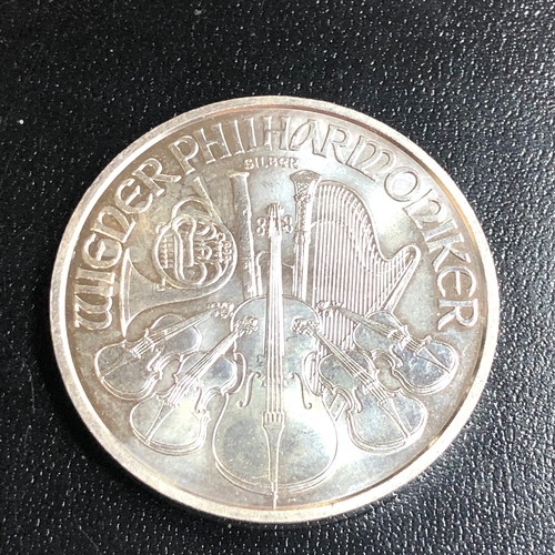 575 - 2015  Fine silver 1oz 1.50 euro