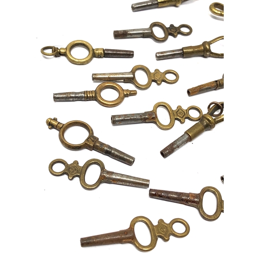 547 - Selection of pocket watch keys