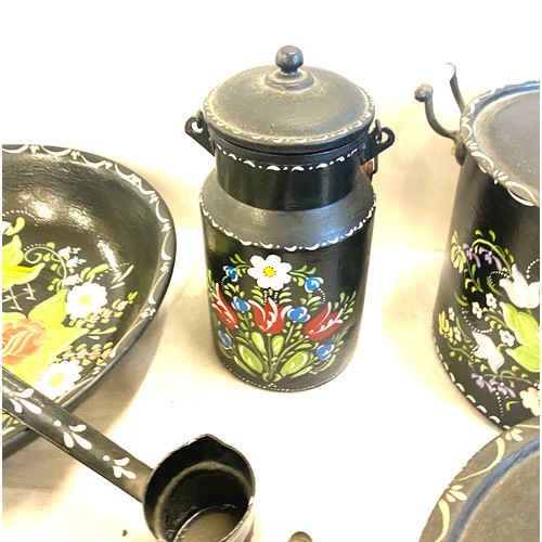 179 - Large selection of assorted Bargeware includes narrowboat tea pot etc 9 items in total