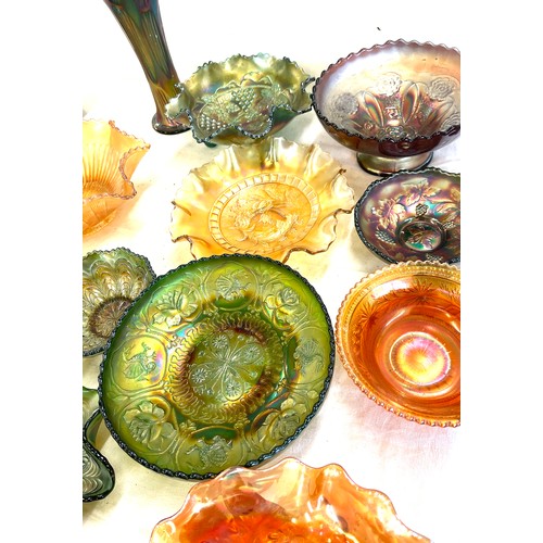 215 - Selection of various pieces of carnival glass to include vases, posy bowls, bowls etc