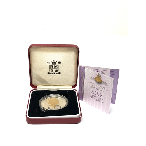 582 - Boxed 2002 Queen elizabeth 11 golden jubilee alderney silver proof five pounds