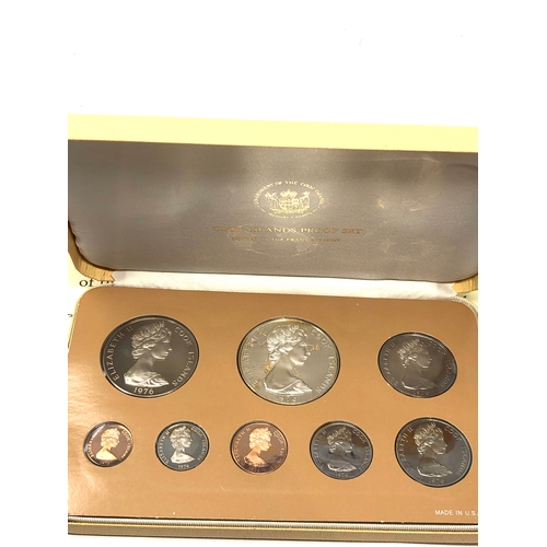 585 - Boxed 1976 cook island proof coin set inc silver five dollars