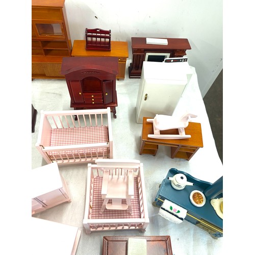 225 - Large selection of vintage and later dolls house furniture includes Bed, Toilet etc