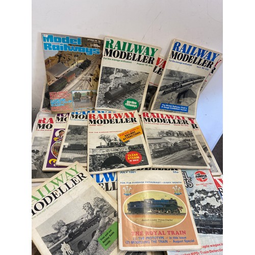 218 - Large selection of vintage Railway modeller magazines