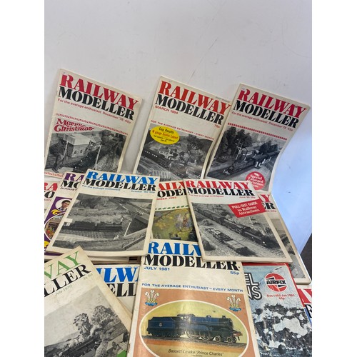 218 - Large selection of vintage Railway modeller magazines