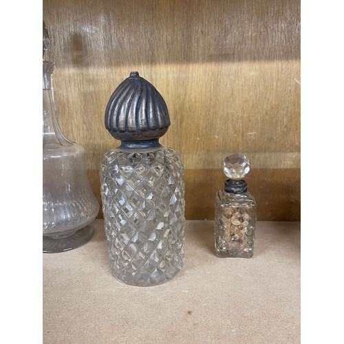 92 - Selection of vintage and later glass items includes silver topped bottle, christopher dresser style ... 