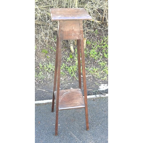 618 - Oak plant stand, approximate height: 37.5 inches