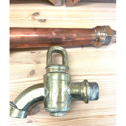 174 - Vintage copper hose nosel and a brass tap