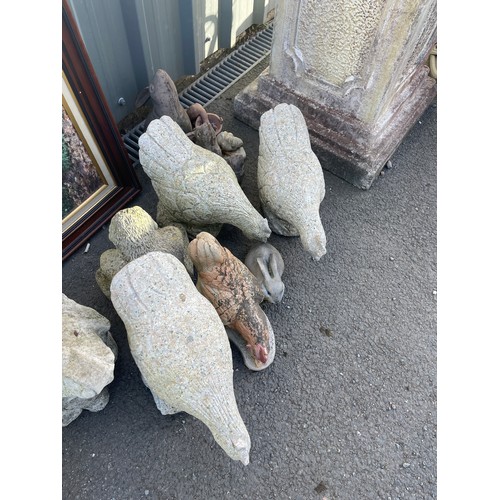 100K - Selection concrete and stone garden ornaments to include elephant, lion, chickens etc