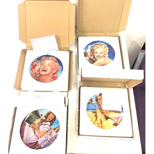 255 - 8 x collectors plates by hamilton all of Marilyn Monroe