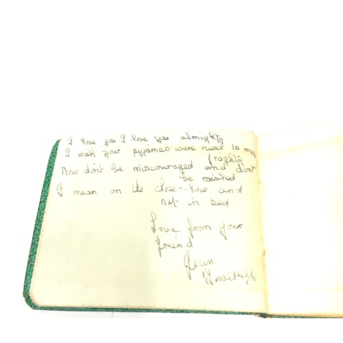 528 - Vintage autograph album from 1952-1953, to include signatures and pictures of David Hulnes etc