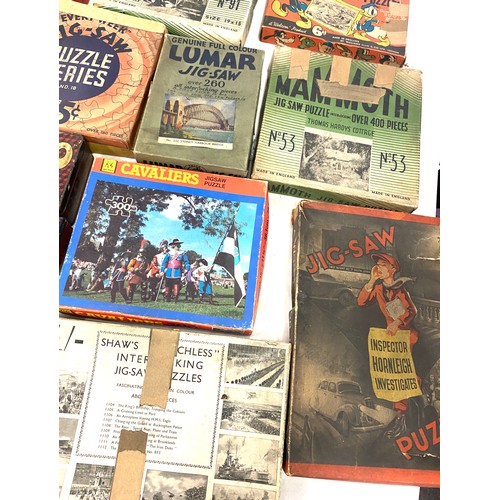 262 - Selection of vintage jigsaws includes Mamoth, Walt Disney, Nell Gwyn etc